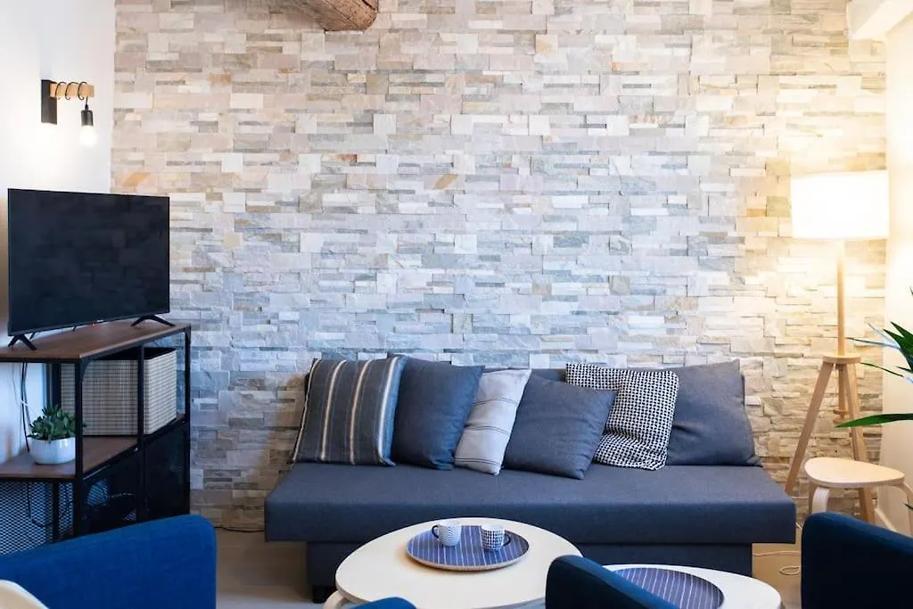 L16 Suite Malonat Vieux Nice 1 Min Mer/ 2 Chbres & Ac 0*,  Franciaország