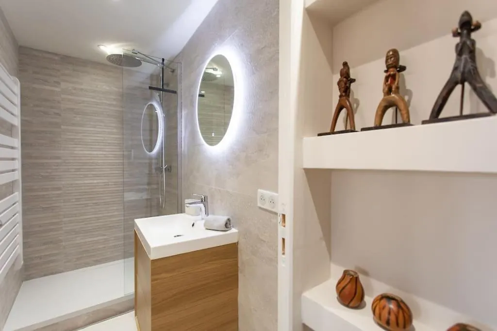 L16 Suite Malonat Vieux Nice 1 Min Mer/ 2 Chbres & Ac Franciaország